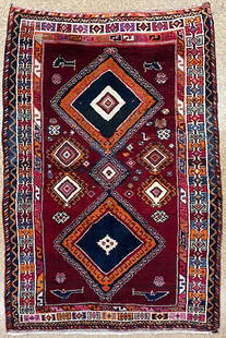 Antique Persian Qashqai Hand Knotted Oriental Rug 4'7" x 7'4": Title:Antique Persian Qashqai Hand Knotted Oriental Rug 4'7" x 7'4" Description:&#8226; Rug Number: H1 &#8226; Country of Origin: Iran &#8226; Style, Design: Persian Qashqai, Geometric, Tribal &#8226;