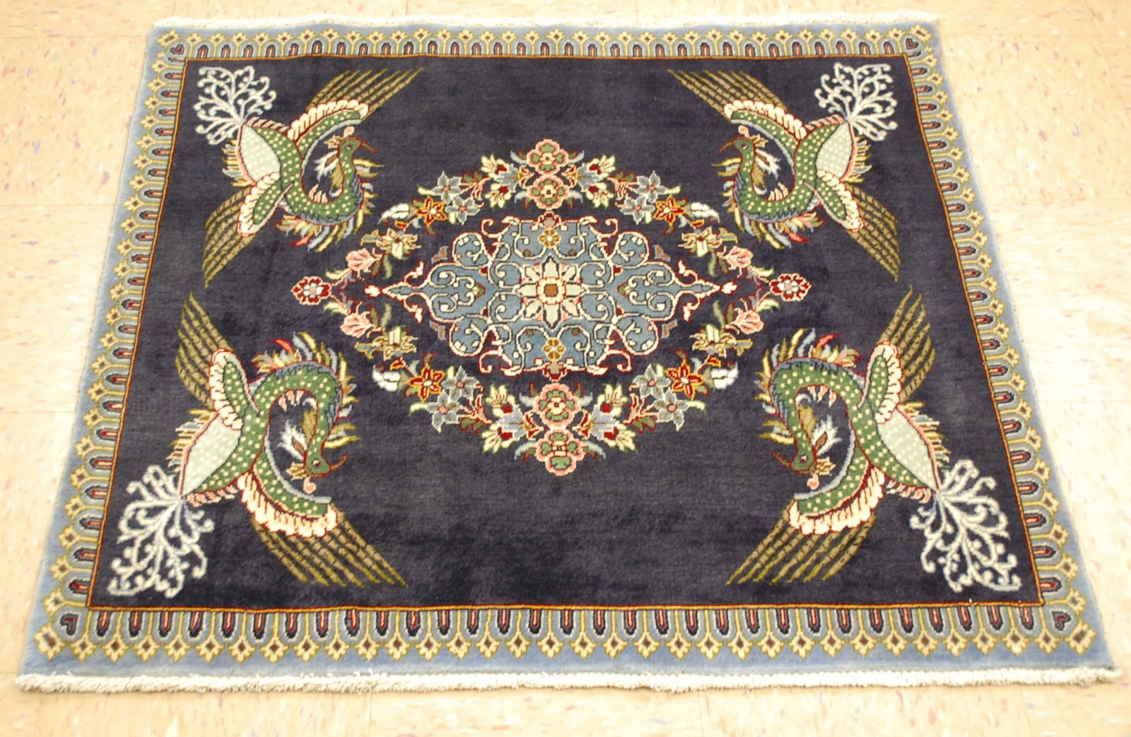 Persian RUG 3' 1"x 3' 5" (1 of 10)