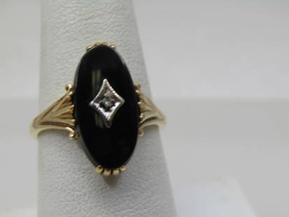 Vintage 10kt Black Onyx Diamond Ring, Sz. 8.5, Signed DC.  Art Deco themed.: Title:Vintage 10kt Black Onyx Diamond Ring, Sz. 8.5, Signed DC. Art Deco themed. Description:Vintage 10kt Black Onyx Diamond Ring, Sz. 8.5, Signed DC and marked 10kt. Art Deco Themed. Weight of the ri