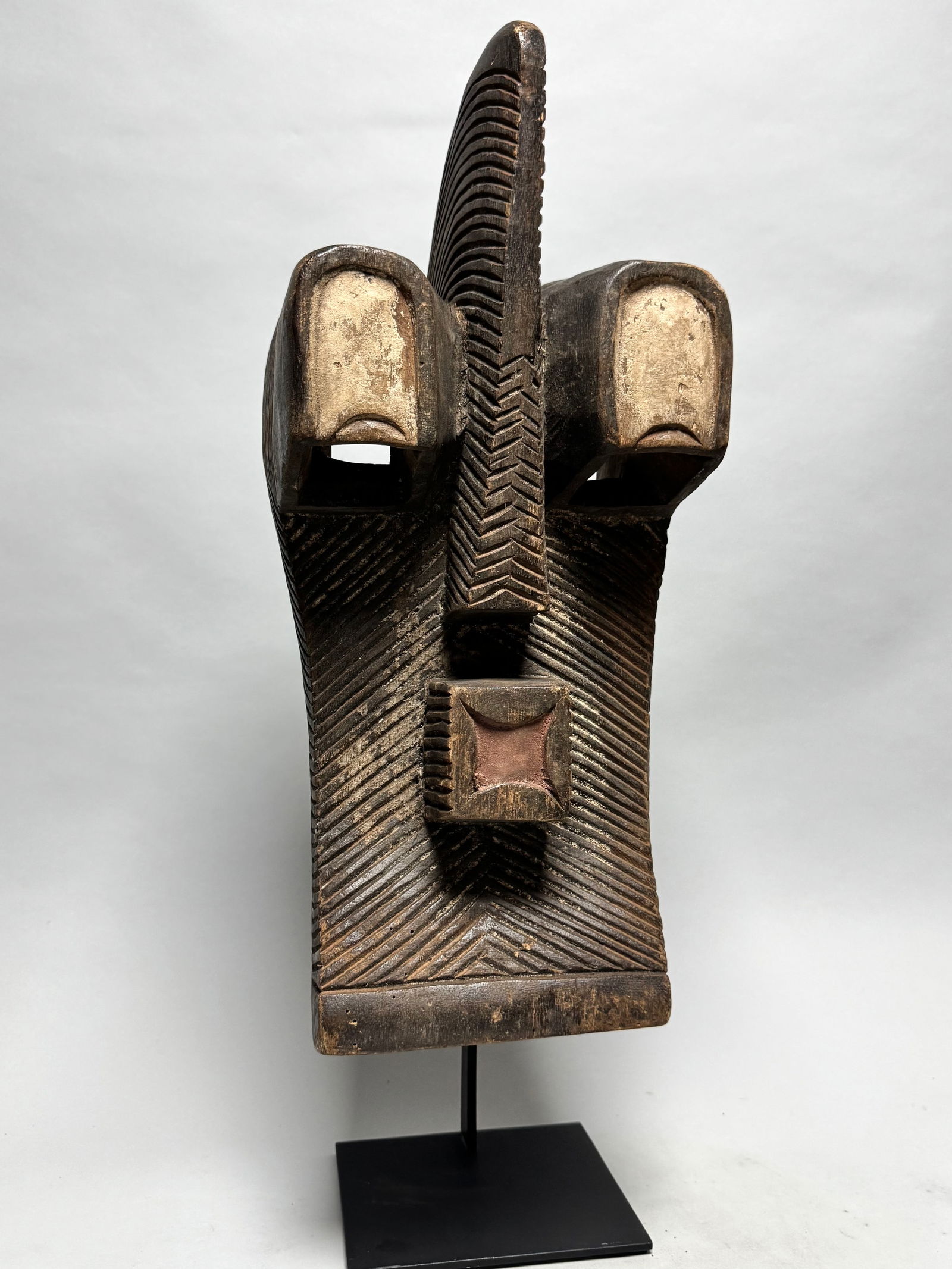 War Mask - Wood - Kifwebe - DR Congo (1 of 10)