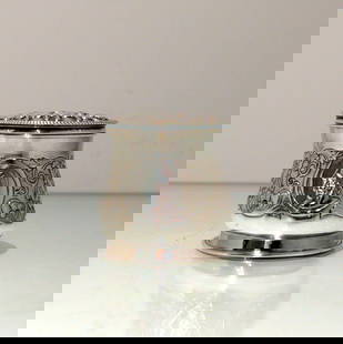 19th Century Antique Victorian Sterling Silver Inkwell London 1859 William Smily: Title:19th Century Antique Victorian Sterling Silver Inkwell London 1859 William Smily Description:Description A rare and incredibly stylish Victorian silver inkwell embellished with floral &#8216;swi