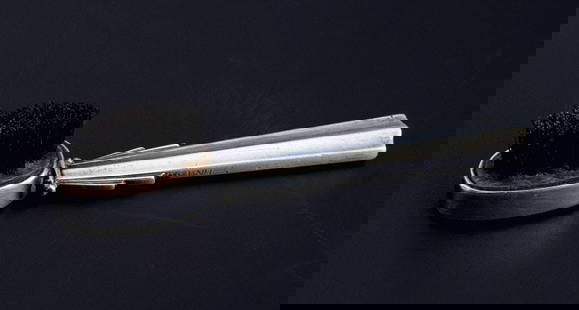 Harald Nielsen for Georg Jensen Pyramid, rare art deco miniature brush in sterling silver.: Title:Harald Nielsen for Georg Jensen Pyramid, rare art deco miniature brush in sterling silver. Description:Harald Nielsen for Georg Jensen Pyramid, rare art deco miniature brush in sterling silver.