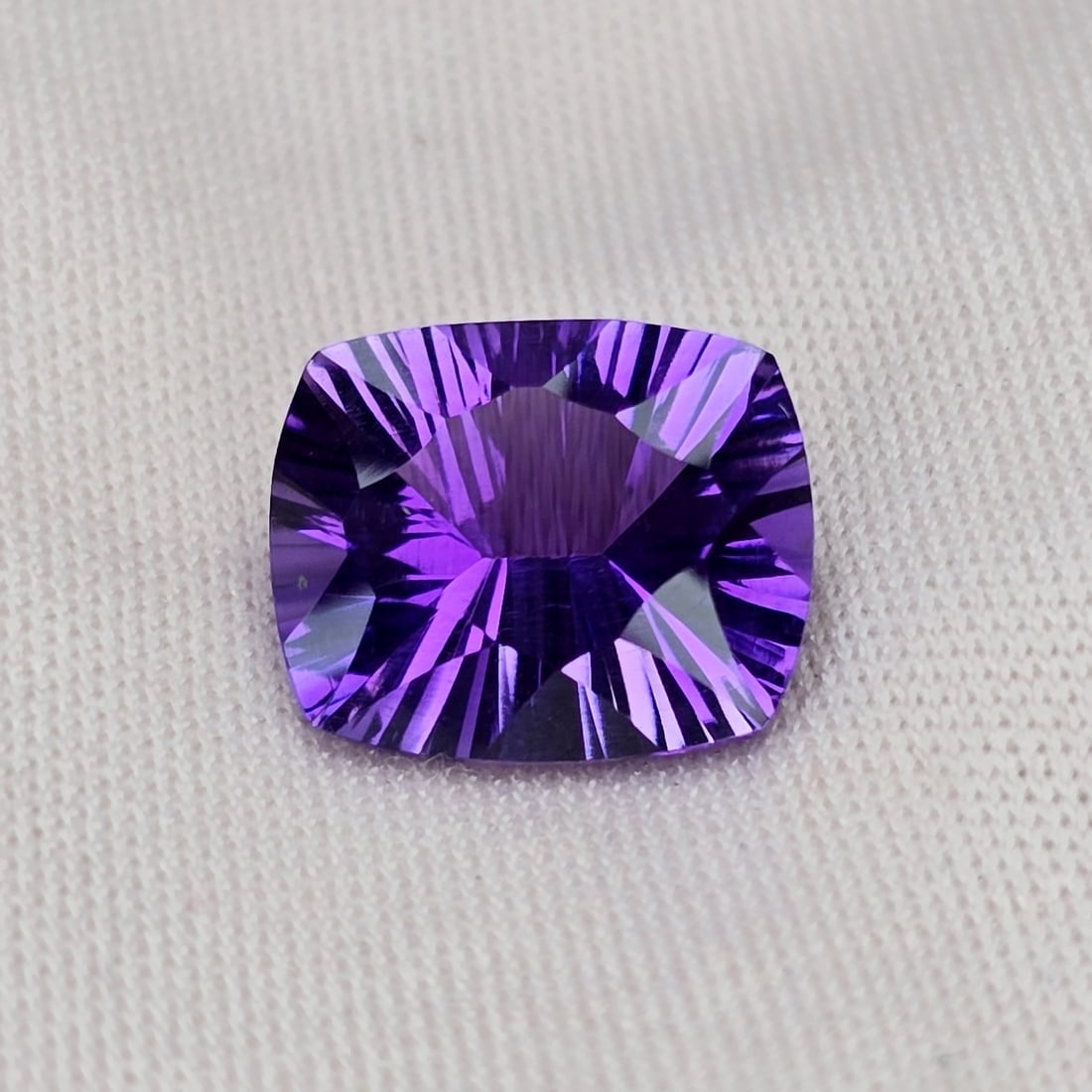 3.44 ct "Top Quality" Natural Deep Purple African Amethyst Concave (1 of 3)