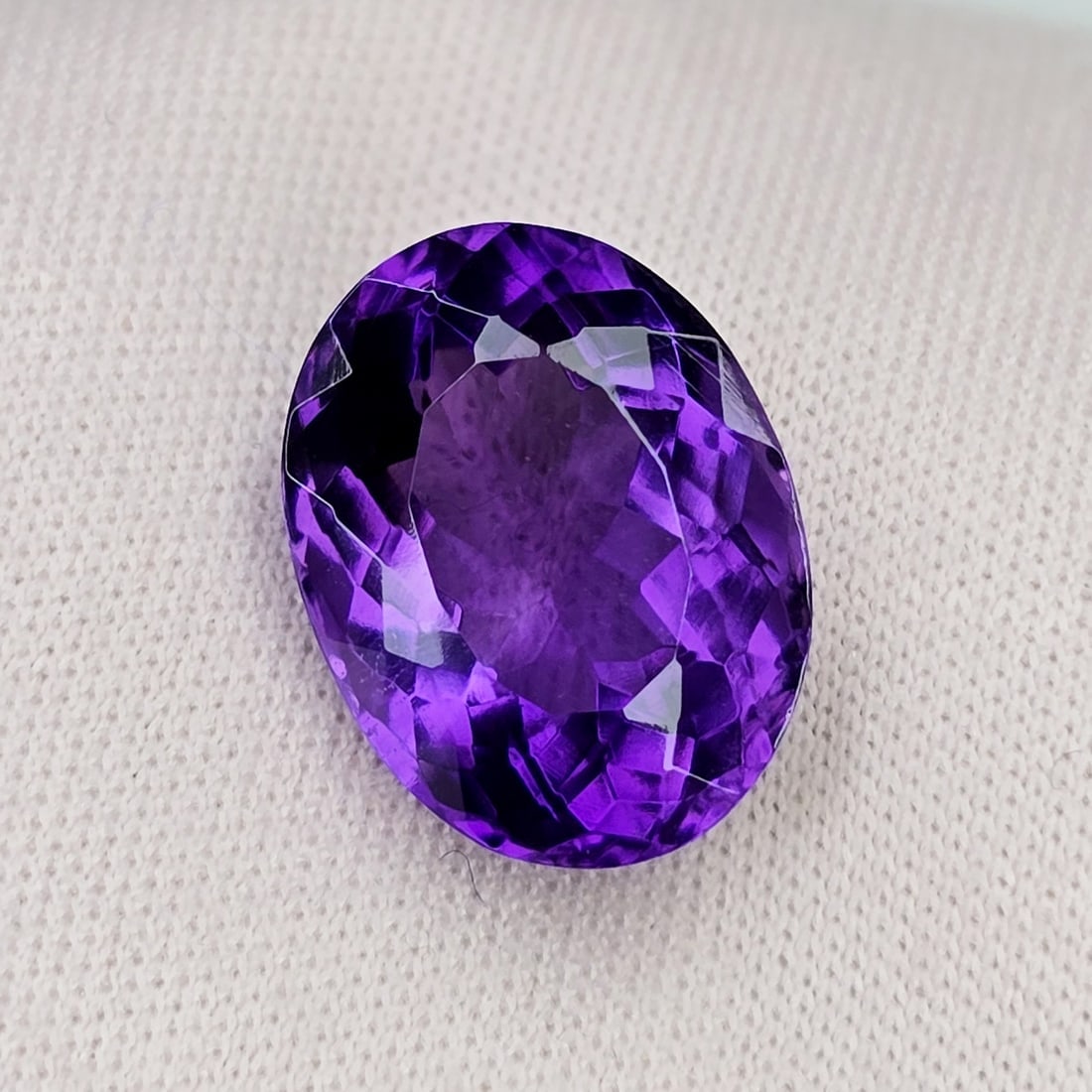 5.98 ct "Top Quality" Natural Deep Purple African Amethyst (1 of 3)