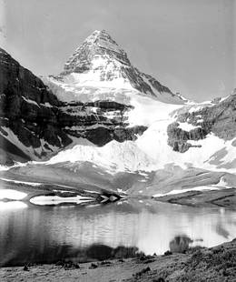 1902, Mt. Assiniboine and lake, Alberta, Canada: Title: 1902, Mt. Assiniboine and lake, Alberta, Canada Artist/Source: DETROIT PUBLISHING CO Original Date: See title Dimensions: 8X10 Description: || UNITED STATES SHIPPING ONLY! || This lot is a Dye