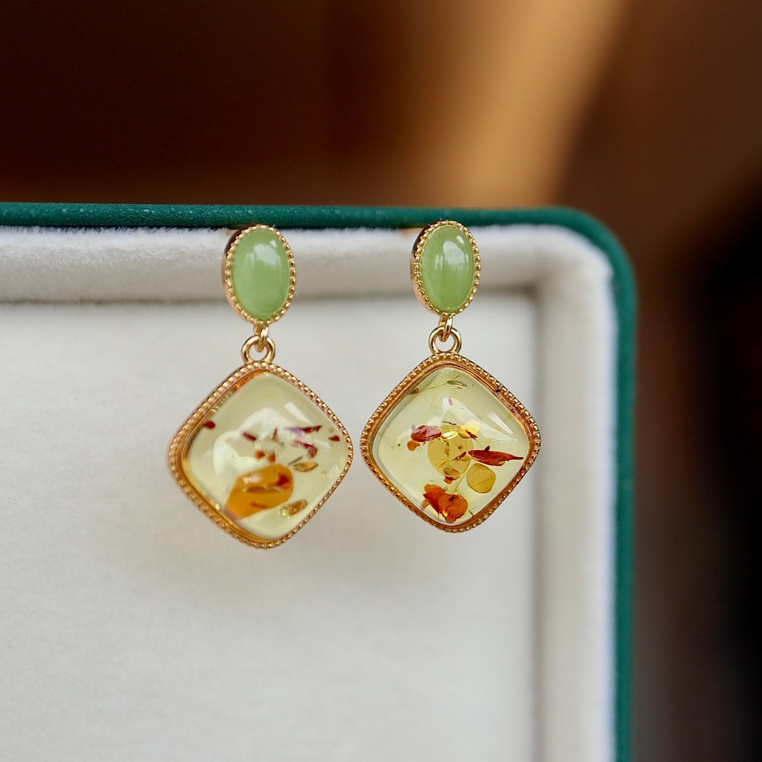 Natural amber square earrings (1 of 7)