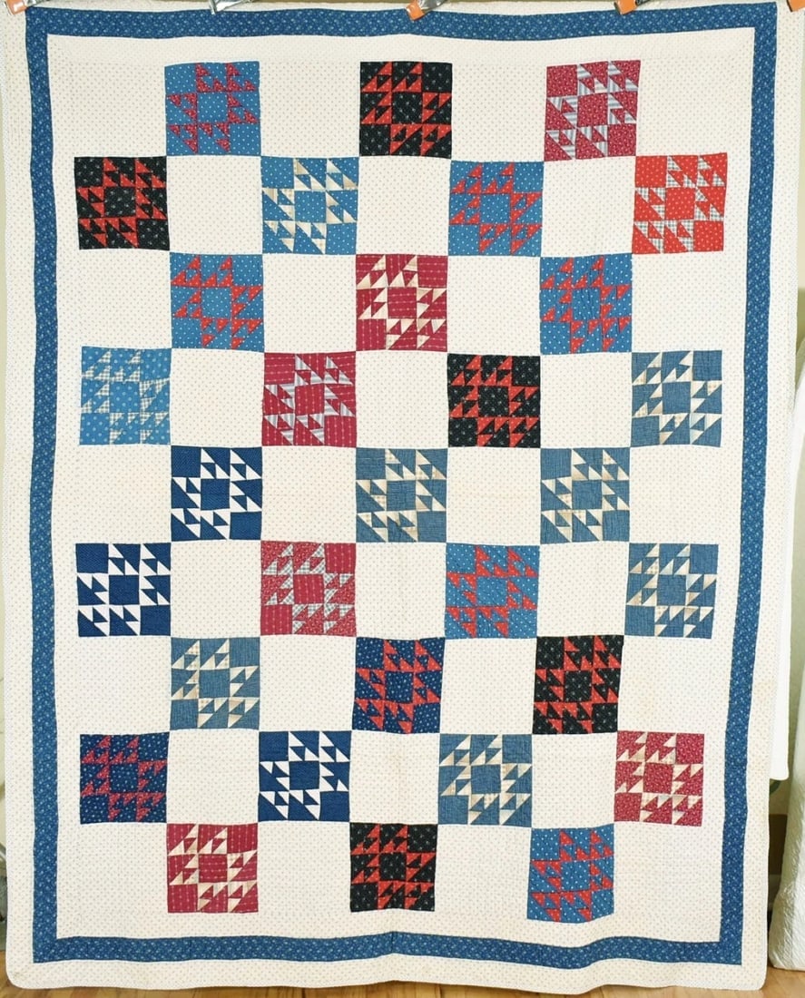 1890's "Flying Birds" Quilt (1 of 12)