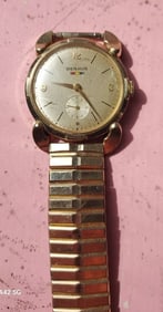 Vintage Benrus watch 10 K.g.f Frame Band second hand dial