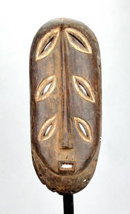 Rare initiation BEMBE Mask 6 eyes Congo DRC African Tribal Art 1302: CONGO DRC Rare BEMBE initiation mask (M'cwe Wa Wondolomina) Beautiful initiation mask with 6 eyes According to Pol Pierre Gossiaux (from ULG, unfortunately deceased), who was in my sense the greatest