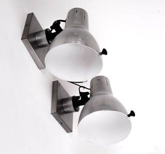 Pair of FRENCH industrial sconce JIELDE Modernist spot DOMECQ LAC: French modernist lamp made in the 1970's , by Jean Louis Domecq , under the name Lac . It is the same original design from the first Jielde with shape modernized .This one is a pair of spot usually us