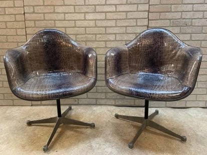 Mid Century Modern Herman Miller Swivel Bucket Chairs Newly Upholstered - Pair: Vintage from before 2000Overall width: 25 inchesOverall height: 32 inchesOverall depth: 16 inchesSeat height: 17 inchesMid