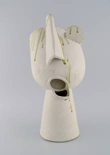 Christina Muff, Danish contemporary ceramicist (b. 1971). Large cubist unique sculpture in glazed: Christina Muff, Danish contemporary ceramicist (b. 1971). Large cubist unique sculpture in glazed stoneware. "Silent scream". Measures: 45 x 20 cm. In excellent condition. Signed. Reserve: $588.00 Shi