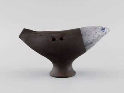 Thomas Hellström for Nittsjö. Flute shaped like a bird in glazed stoneware. 1960s / 70s.: Thomas Hellstr&#246;m for Nittsj&#246;. Flute shaped like a bird in glazed stoneware. 1960s / 70s. Measures: 19 x 10,5 cm. In excellent condition. Stamped. Reserve: $119.00 Shipping: Domestic: Shippin