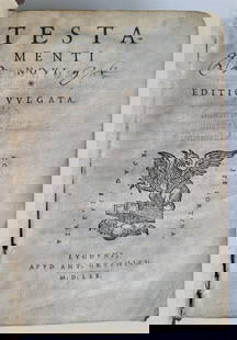 1570 BIBLE in LATIN ILLUSTRATED antique 16th CENTURY NEW TESTAMENT rare edition: Bible, Latin Testamenti Novi editio vulgata (NEW TESTAMENT) Lyon, Antoine Gryphius, 1570. Illustrated with some woodcuts Size 3 1/4 by 4 3/4" Original leather binding with hand tooled design on the bo