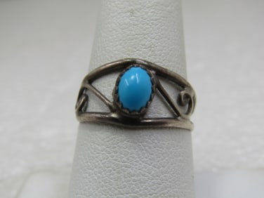 Vintage Sterling Southwestern Ring, Sz. 8.5, 7mm