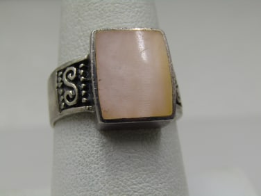 Vintage Sterling Pink Mother-of-Pearl Bali Ring, Sz. 8, 1970's-1980's