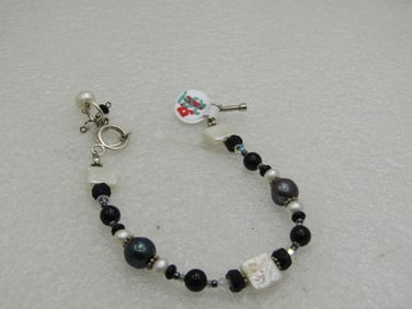 Sterling Silver Tahitian Pearl Bracelet with Freshwater Pearls, 8, Adjustable