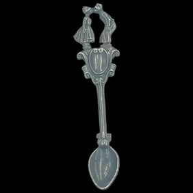 Vintage Sterling Silver Kissing Couple Spoon Brooch/Pin