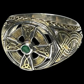 Vintage Franklin Mint Celtic Cross Emerald Sterling Silver Statement Ring