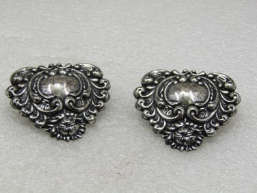 Vintage Pair of Repousse Victorian Themed Collar Pins/Brooches