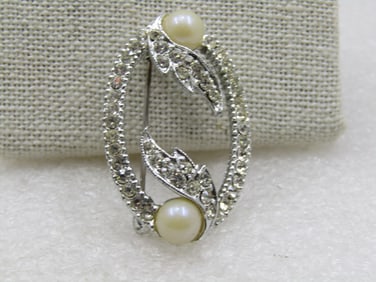 Vintage Clear Rhinestone & Faux Pearl Brooch, Deco Themed