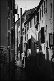 Edition 2/10 - Architecture, Venice, Italy - Silver Gelatin: Title: Edition 2/10 - Architecture, Venice, Italy - Silver Gelatin Photograph Artist: Paul Cooklin Origin: United Kingdom Medium: Photography, Gelatin on Paper Dimensions: 16 W x 20 H x 0.1 D in Ships
