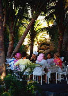 Slim Aarons 'Oberon’s Lunch' Circa 1966 C Type Print Framed In White: Description Slim Aarons 'Oberon&#8217;s Lunch' circa 1966 C Type Print Framed In White Film star Merle Oberon (1911 &#8211; 1979) and lunch guests at her villa, La Consentida, Acapulco. The star is se