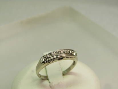 Vintage 14kt Diamond Wedding Band, Sz. 5.75, Keepsake, 1960's-1970's: Title:Vintage 14kt Diamond Wedding Band, Sz. 5.75, Keepsake, 1960's-1970's Description:Vintage 14kt Diamond Wedding Band, Sz. 5.75, Keepsake, 1960's-1970's. Whtie gold, marked 14kt and tests as 14kt w