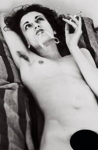 Helmut Newton 'Violetta des Bains Douches' Print: Description: Helmut Newton 'Violetta des Bains Douches' Print mounted on board and measuring at 11.5x17 inches Date: 1989 Material: Board & Glossy Art Paper Additional Information: Possible Reproducti
