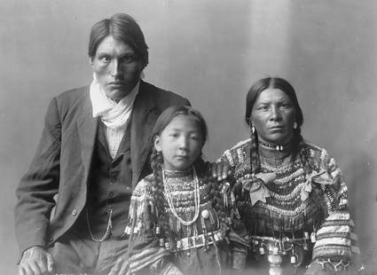 1908,13X19"..REUBEN BLACK BOY FAMILY, BY EDWARD CURTIS: Title: 1908,13X19"..REUBEN BLACK BOY FAMILY, BY EDWARD CURTIS Artist/Source: EDWARD S. CURTIS Original Date: 1908 Dimensions: 19X13 Description: || UNITED STATES SHIPPING ONLY! || This lot is a Dye Ba