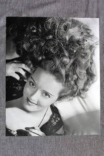 Bette Davis From Dark Victory By George Hurrell (1938) 15.875x19.875 US Photographic Print: Bette Davis From Dark Victory By George Hurrell (1938) 15.875x19.875 US Photographic Print, Please refer to the attached photos to determine the condition of this original vintage item. Note: LB means