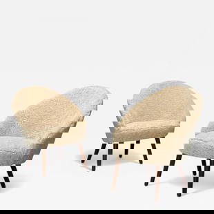 Ejvid Johansson, Danish Mid-Century Modern, Lounge Chairs, Shearling, 1950s: Description: Ejvid Johansson, Danish Mid-Century Modern, Lounge Chairs, Beige Shearling, 1950s Pair of Model 301 easy chairs designed by Ejvid A. Johansson for Gotfred H. Petersen in Denmark in the mi