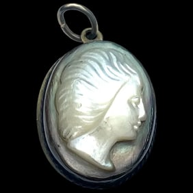 Vintage Mother of Pearl Medusa Cameo