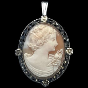 Vintage Shell Cameo Brooch Pendant