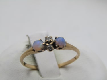Antique 14kt  Opal & Diamond Ring , Sz. 6, Late 1800's to Early 1900's.
