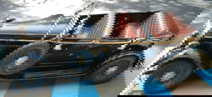 Hitler Mercedes by Tippco (Made in Germany 1936), windup, c10,.: Hitler Mercedes by Tippco (Made in Germany 1936), windup, c10,. Reserve: $1,599.00 Shipping: Domestic: Flat-rate of $35.00 to anywhere within the contiguous U.S. International: Flat-rate of $75.00 to