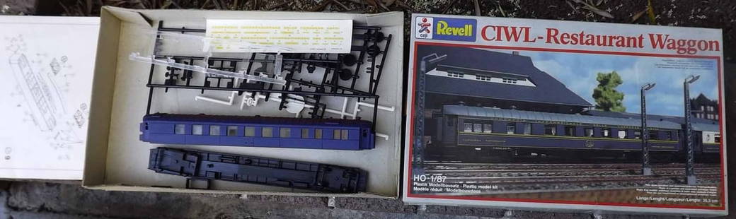 Revell CIWL (Compagnie Internationale des Wagons Lits) restaurant kit , c10 in c10 box.: Revell CIWL (Compagnie Internationale des Wagons Lits) restaurant kit , c10 in c10 box. Reserve: $18.00 Shipping: Domestic: Flat-rate of $15.00 to anywhere within the contiguous U.S. International: Fl