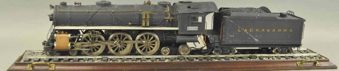 Hudson 4-6-4, gauge 3 3/4 electric, made of steel and brass, c9.: Hudson 4-6-4, gauge 3 3/4 electric, made of steel and brass, c9. Reserve: $6,959.00 Shipping: Domestic: Flat-rate of $200.00 to anywhere within the contiguous U.S. International: Flat-rate of $500.00