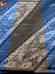 Hand Knotted Hereke Rug -2'6" x 6'6 ft: Title: Hand Knotted Hereke Rug -2'6" x 6'6 ft Description:Hand Knotted Hereke Rug -2'6" x 6'6 ft Size: 2.6x6.6ft Circa:1980 Origin:Iran Material:100 % Wool Reserve: $200.00 Shipping: Domestic: Flat-ra