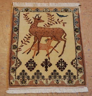 Persian ISFAHAN RUG 1'7" x 2': Title: Persian ISFAHAN RUG 1'7" x 2' Description:OLD,ANTIQUE MUST SEE BEAUTY FINE Persian ISFAHAN ORIENTAL RUG .KORK WOOL_HIGH KPSI..with an exact size of 1'7" x 2' .........Highly Detailed ANIMAL des