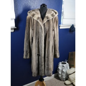 Amazing RARE Cross Blue Iris Taupe Mink Fur Coat Jacket