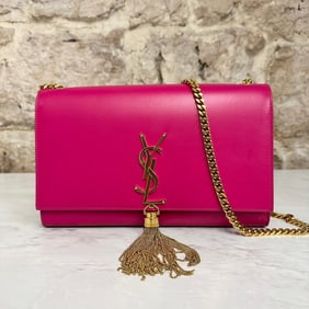 SAINT LAURENT Kate Bag in Fuchsia Leather with Chain and Fringe