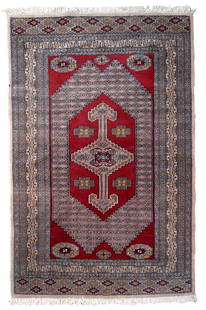 Handmade vintage Uzbek Bukhara rug 3.2' x 5.1' (98cm x 156cm) 1970s: Title: Handmade vintage Uzbek Bukhara rug 3.2' x 5.1' (98cm x 156cm) 1970s Origin:Uzbekistan Dimension: 3.2' x 5.1' (98cm x 156cm) Materials:wool Year:1970s Description:Handmade vintage Uzbek Bukhara