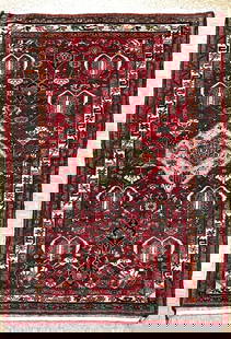 Persian Sarouk Hand Knotted Oriental Area Rug 4'6" x 6'9": Title:Persian Sarouk Hand Knotted Oriental Area Rug 4'6" x 6'9" Description:&#8226; Rug Number: H169 &#8226; Country of Origin: Iran &#8226; Style, Design: Persian Sarouk, Geometric, Tribal &#8226; Si