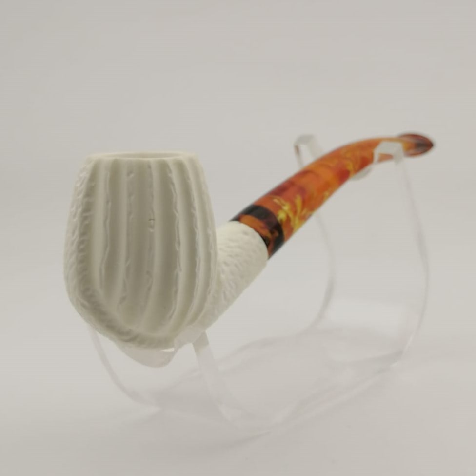 Classic Meerschaum Pipe: Title: Classic Meerschaum Pipe Materials: Meerschaum Dimension: 5.1 inch (13cm) Additional Information: Classic,Hand carved Meerschaum Pipe. Made in Turkey,Eskisehir by Meerschaum Carve Master.Best Qu