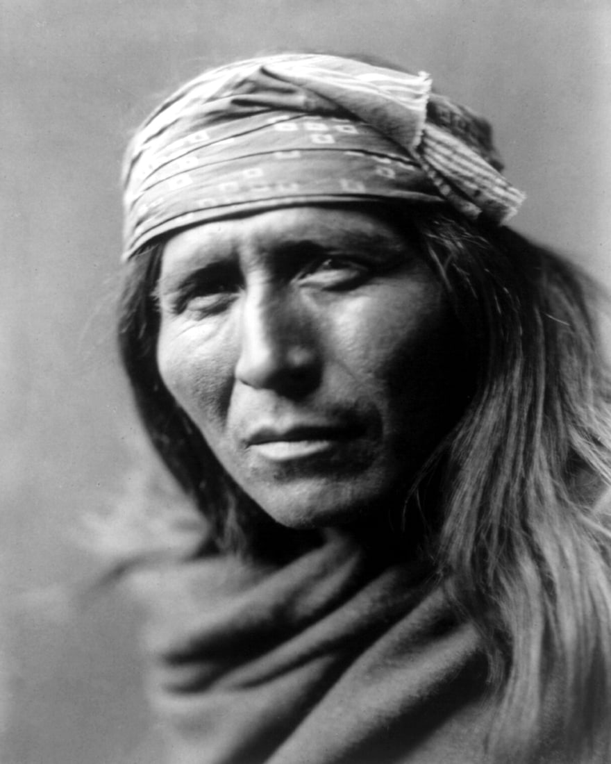 1906, TSAHIZN TSEH, BY EDWARD CURTIS: Title: 1906, TSAHIZN TSEH, BY EDWARD CURTIS Artist/Source: EDWARD SHERIFF CURTIS, (AMERICAN, 1868-1952) Original Date: 1906 December 19 Dimensions: 10 X 8 Description: || UNITED STATES SHIPPING ONLY!