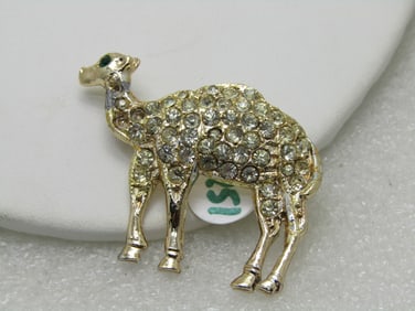 Vintage Gold Tone Rhinestone Camel Brooch, Gold Tone