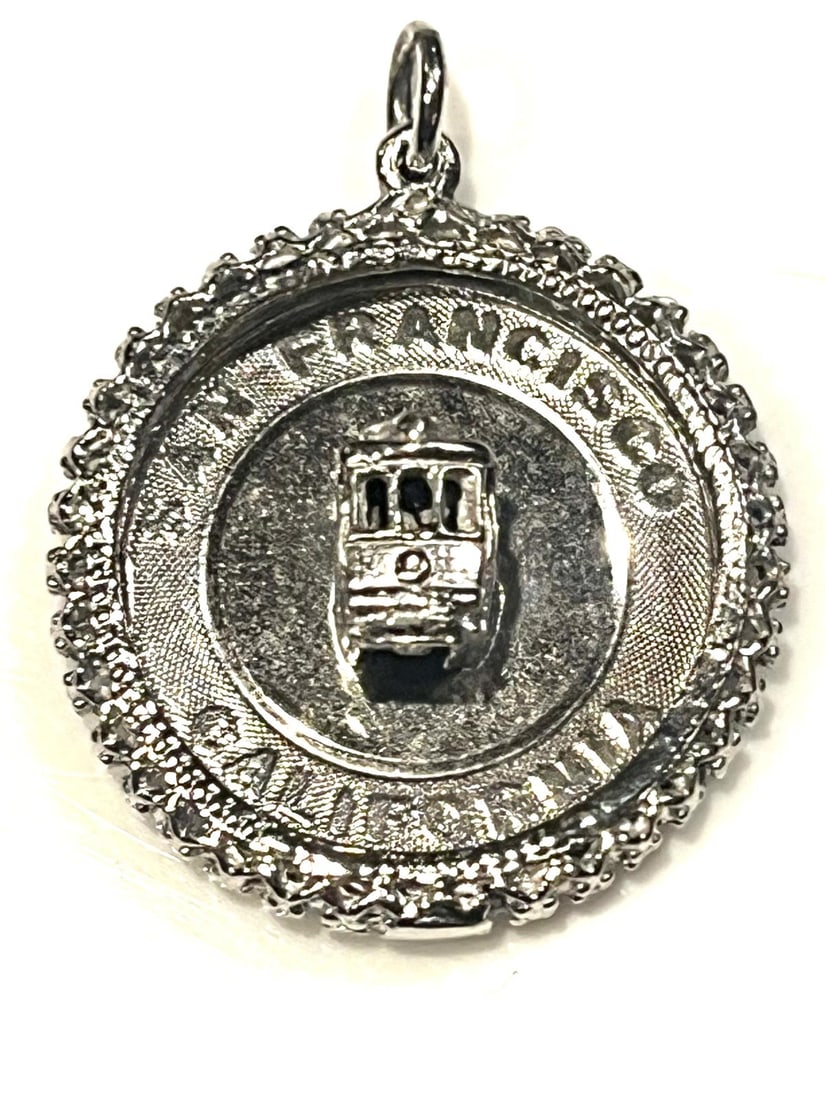 Vintage San Franciaco California Large Cable Car- Trolly 3-D Disk Charm (1 of 5)