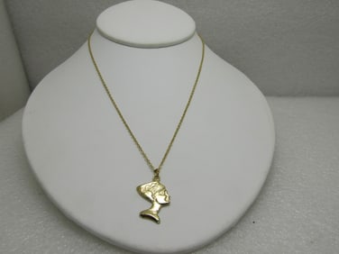Vintage Nefertiti Gold Tone Necklace 16"