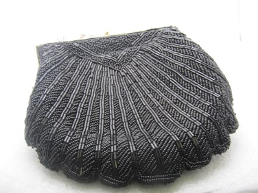 Vintage Black Beaded Shell Shaped Purse. 1980's or Earlier, Evening Bag or Clutch.